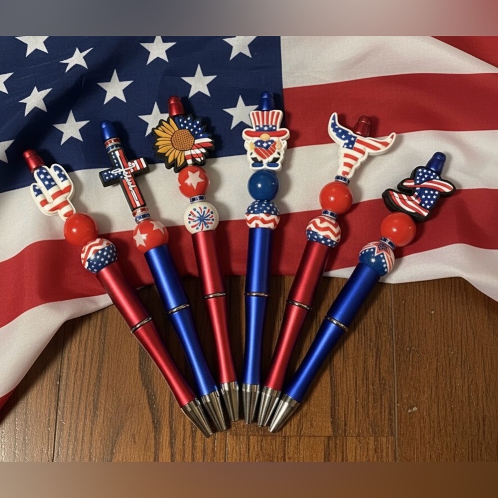 🇺🇸❤️🤍💙 Red White & Blue Forever!Pens❤️🤍💙🇺🇸